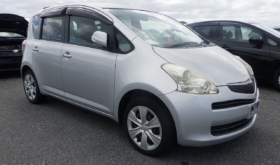 2009 TOYOTA RACTIS AT