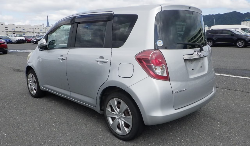 2009 TOYOTA RACTIS AT full