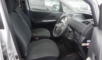 2009 TOYOTA RACTIS AT full
