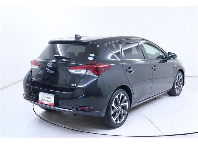 2016 TOYOTA AURIS HYBRID G full