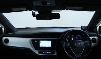 2016 TOYOTA AURIS HYBRID G full
