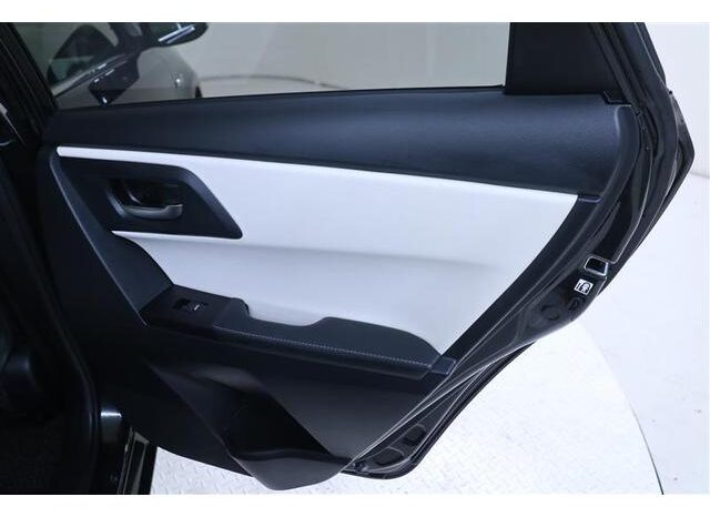 2016 TOYOTA AURIS HYBRID G full