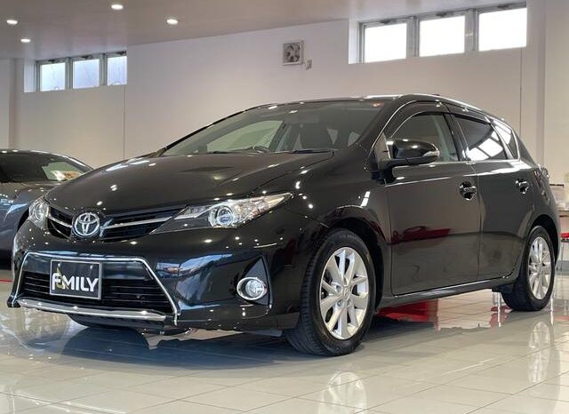 2013 TOYOTA AURIS 180G full
