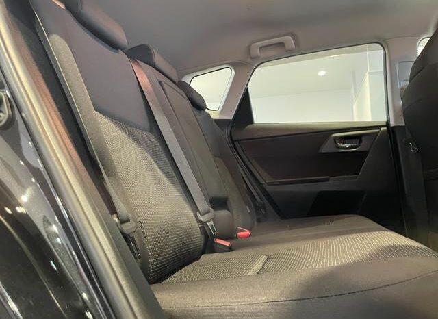 2013 TOYOTA AURIS 180G full